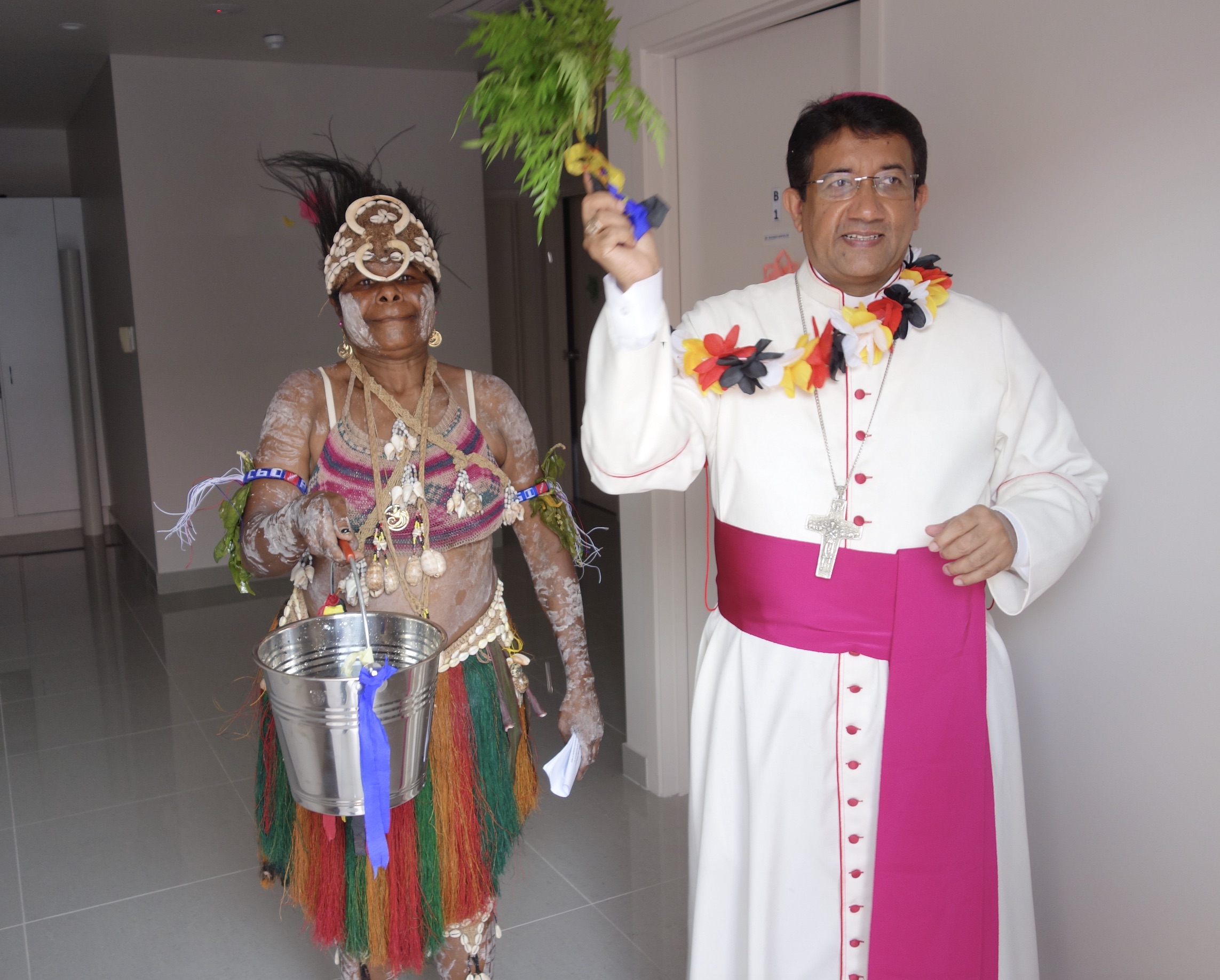 Archbishop Kurian Mathew Vayalunkal at the blessing